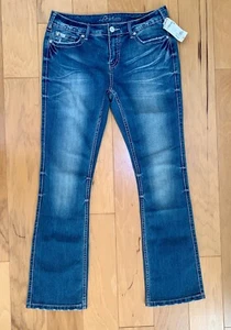 NWT Buckle Pre Jeans Women’s W 32 L32 Treasure Mini Boot Cut Distressed Denim - Picture 1 of 11