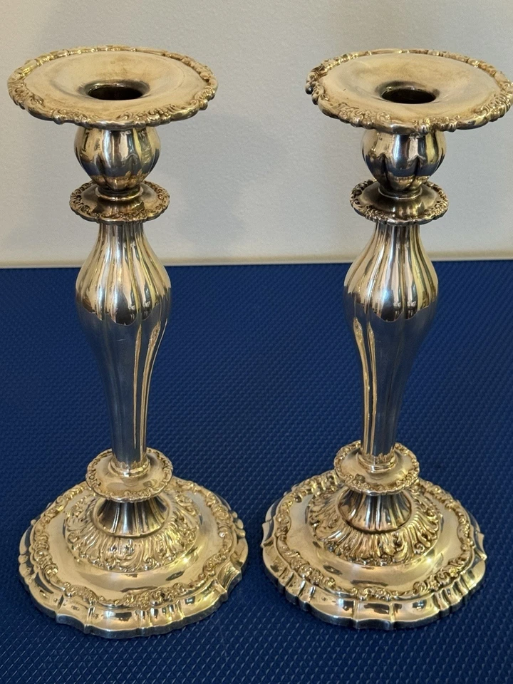 "Par de candelabros victorianos modernos de placa de plata de Lunt 10,75"" años 40 antiguos" Foto 1 de 4