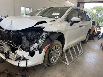 Used Body Control Module fits: 2020 Chrysler Voyager Body Control BCM Grade A Foto 1 de 4