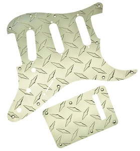 NEW PICKGUARD METAL STRATOCASTER + BACKPLATE - Diamond gold - PROMO NOEL - Imagen 1 de 7