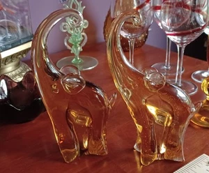Murano AVEM FURNACE A Pair Of Animals Blown Amber Art Glass Elephant - Picture 1 of 16