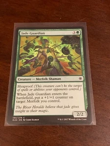 Magic the Gathering Ixalan Jade Guardian - Picture 1 of 2
