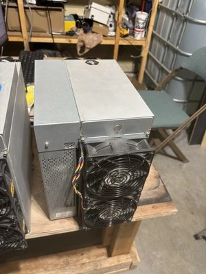 Bitmain D9 Antminer (Top of the Line DASH Miner!!) - Image 1 of 3
