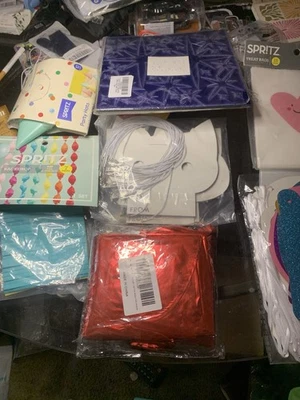 Party Supplies Birthday Party Decorations Hats Gift Bags for Kids - Image 1 of 4