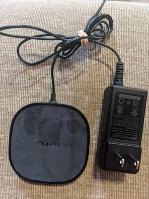 Universal Mophie Wireless Charge Stream Pad Plus 10w Qi Fast Charge Fabric Top - Image 1 of 3