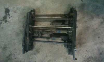 Actuador asiento delantero izquierdo mercedes-benz w220 s320 0130002479 Foto 1 de 4