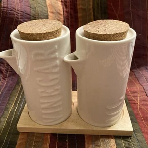 ๐ BREAD n BUTTER OIL & VINEGAR SET. PORCELAIN . NEW - Picture 1 of 7