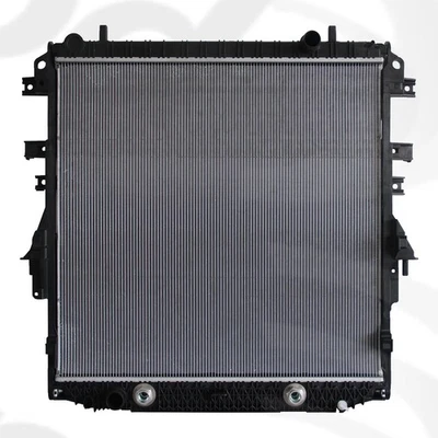 Radiador Global Parts Distributors 13689C para 21 Chevrolet GMC Canyon Colorado Foto 1 de 4