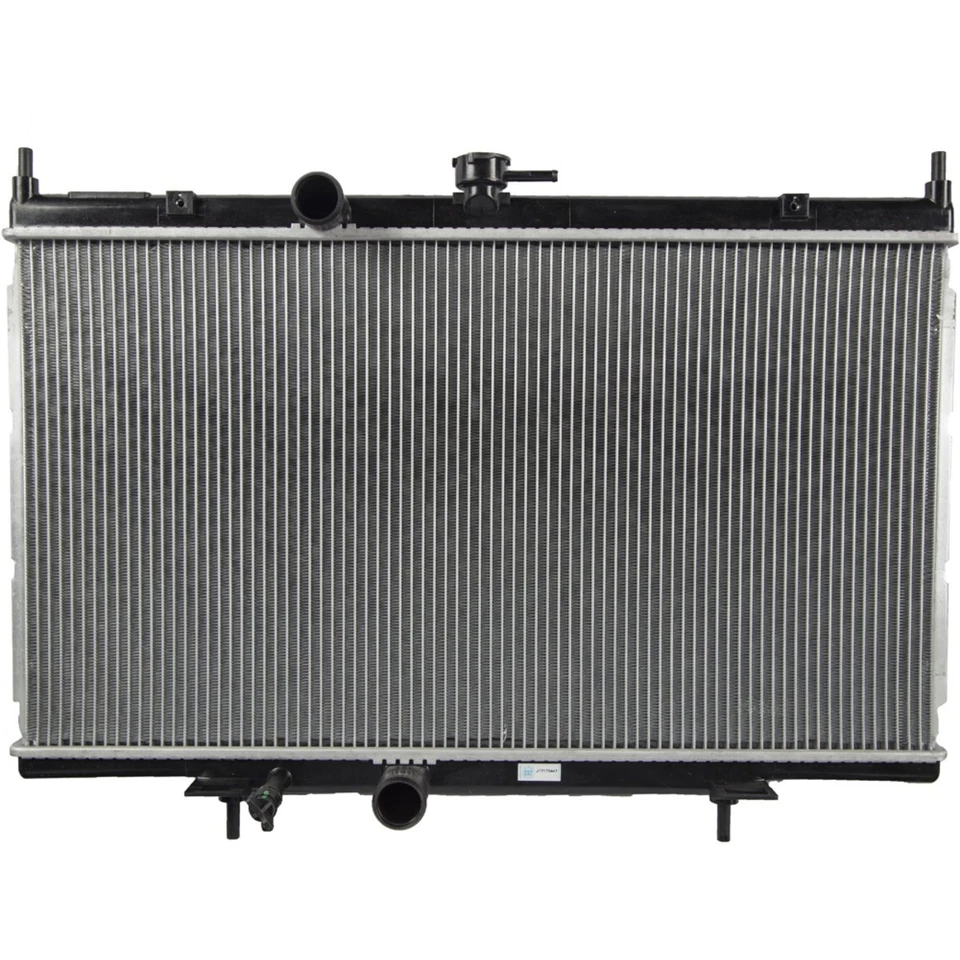 Radiador CSF 3346 para Nissan Sentra 2007-2012 Foto 1 de 1