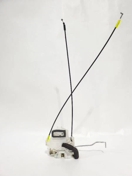 Subaru Impreza 2008 OEM actuador de cerradura de puerta delantera derecha  Foto 1 de 4