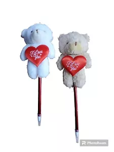 "Plumas de papelería Valentines osos de felpa 2 piezas bolígrafos blancos y bronceados oso te amo 8" - Imagen 1 de 1