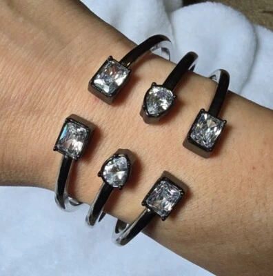 Pulsera Casa Blanca Mercado Negro Piedras Circonio Cúbico Brazalete Tono Plateado  Foto 1 de 4