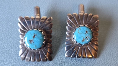 Gemelos Navajo redondos de plata esterlina turquesa y plata esterlina sin firmar Foto 1 de 4