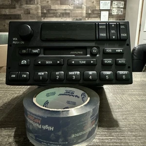 1998-2002 Navigator / Expedition / F-150 OEM ALPINE Radio YL7F-18C870-JA Working - Picture 1 of 3