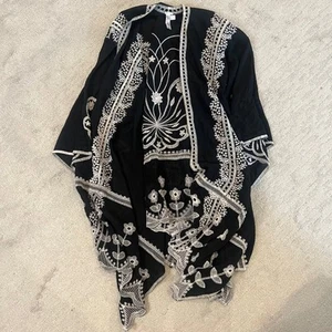 Torrid Embroidered Kimono Open Front Bohemian Cardigan Duster Cover Up One Size - Picture 1 of 9