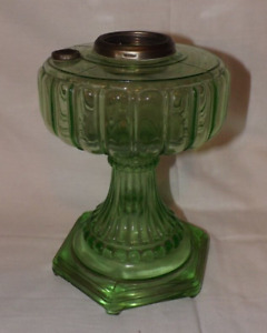 1934 Aladdin B108 Uranium Green Cathedral Glass Table Lamp