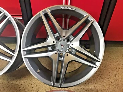 MERCEDES BENZ 18 INCH RIMS WHEELS SET4 NEW 18/8.5 FITS E350 4MATIC AMG Foto 1 de 4