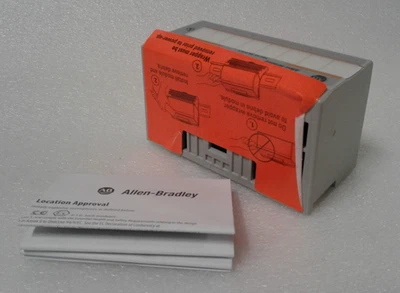 Allen-Bradley 1794-0W8 Series A Flex 8 Point Relay Output Module - New - Image 1 of 4