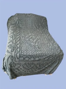 Stylemaster Belle Maison 100% Cotton Chenille Twin Size Blue Bedspread 107x77” - Picture 1 of 7