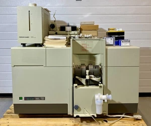 Perkin Elmer SIMAA 6000 / AS72 , atomic absorption spectrometer - Picture 1 of 20