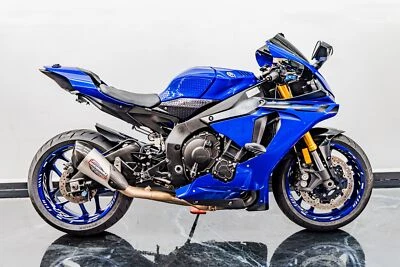 Yamaha YZF-R 2018  Foto 1 de 4