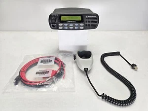 Motorola CDM1550 LS UHF 450-512 MHz 40 Watt 16 Channel (Complete Kit) - Picture 1 of 6