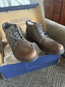 New In Box Rockport Men's Storm Surge Plain Toe Boot Tan (A13715), Size 11 - Picture 1 of 10