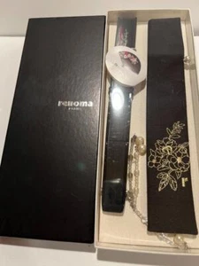 Renoma Paris folding personal fan plus holding case - new in box - Picture 1 of 3
