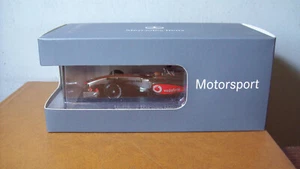 1/43 MINICHAMPS B66960038 VODAPHONE McLAREN MERCEDES MP4/24 2009 LEWIS HAMILTON - Picture 1 of 7