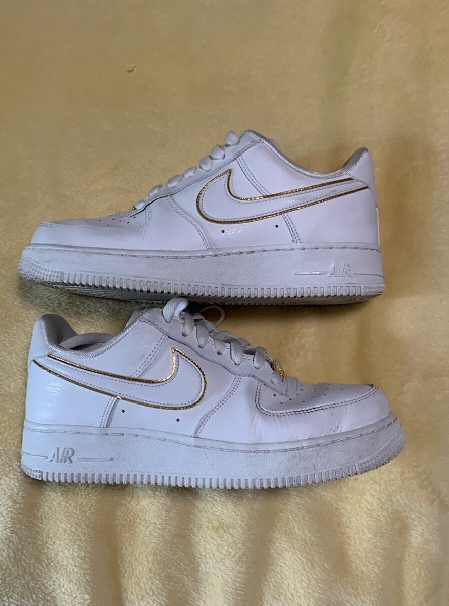 Las mejores ofertas en Zapatillas para mujer Nike Air Force 1 doradas | eBay