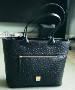 Dooney & Bourke Women's Ostrich Beacon Collection Large Zip Tote Bag Black - Picture 1 of 4