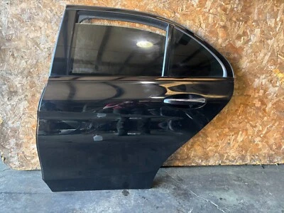 MERCEDES BENZ C300 C43 AMG 原始设备制造商 15-20 SEDAN 后左驱动侧门壳 ASSL — 第 1/4 张图片
