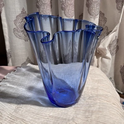 Vintage Cobalt Blue Glass Handkerchief Vase  by Alicja Poland Ruffled Edge - Image 1 of 4