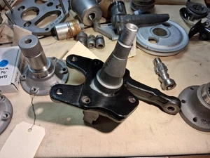 Porsche 944 Right and Left Spindles # 944 341 655 06 and 944 341 656 06 - Picture 1 of 3