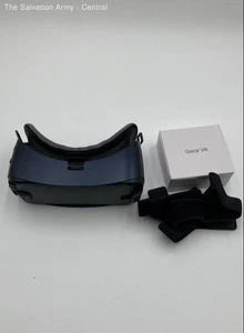 Samsung Gear VR SM-R323 Oculus Black Plastic Accelerometer Smartphone VR Headset - Picture 1 of 6