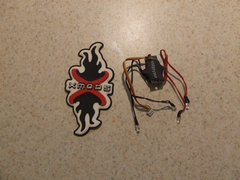 *****XMODS HEAD AND TAIL LIGHT KIT FITS ALL CHASSIS'S USED***** - Image 1 of 1