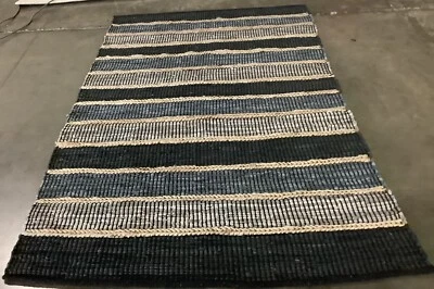 Tapete preto/natural 4'-0" x 6'-0" defeito, preço reduzido 1172676140 VTL206Z-4 - Imagem 1 de 4