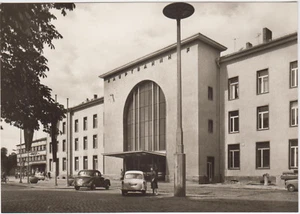 Foto AK DDR Gera 1968 ! Hauptbahnhof mit alten Autos und Post ! - Bild 1 von 2