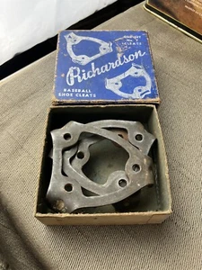 Vintage Richardson No 7 Baseball Shoe Cleats - Picture 1 of 4