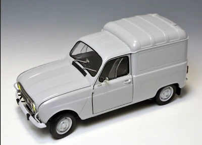 Ebbro Renault 4 Fourgonnette  model Scala 1/24 Kit di Montaggio 25003 - Immagine 1 di 3