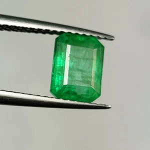 1.45 CT - Natural Emerald Octagon Shape Fine Luster Green Gem Zambian - 5087 - Picture 1 of 2