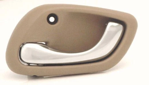 Inside Tan Left Front or Back LH Door Handle for 1995 thru 2002 Suzuki Esteem - Imagem 1 de 1