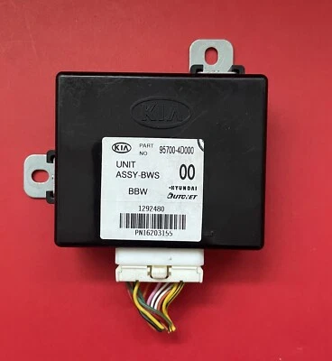 Módulo de unidad de control de sensor de estacionamiento Hyundai Entourage 2007 2008 957004D000 OEM.F Foto 1 de 4