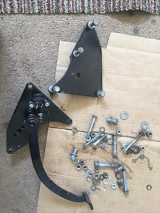 Triumph Trident T160 T 160 Engine Plates Bracket’s Rear Brake Lever Etc - Picture 1 of 8
