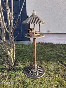 Vogelhaus, Futterhaus mit Ständer wetterfest NEU Versand kostenlos - Bild 1 von 3