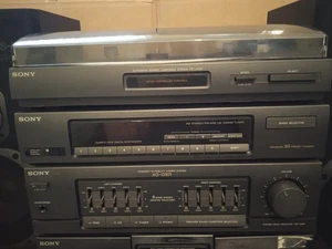 Equipo estéreo Sony HST-D301 completo con altavoces, tocadiscos, etc LEER - Imagen 1 de 24