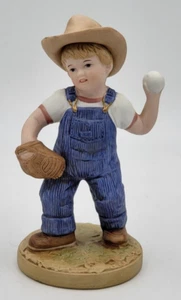 Homco Denim Days #1522 1985 ""Lets Play Ball"" Danny 2,5""x2,5""x5,5"" - usado - Imagen 1 de 7