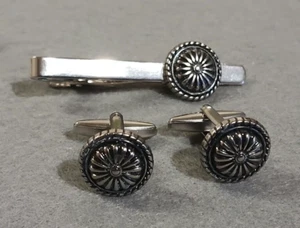 Chrysanthemum Japanese Kamon (Family Crest) Style Tie Clip Bar Cufflinks - Picture 1 of 13