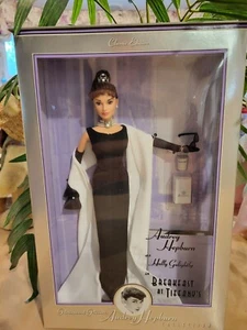 Audrey Hepburn as Holly Golightly Breakfast At Tiffany's Doll 1998 Mattel 20355 - Picture 1 of 6