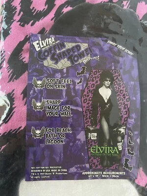 Elvira Ataúd Baño Playa Leo Toalla Ataúd Vampiro Amante Horror Oscuro Monstruo Foto 1 de 4